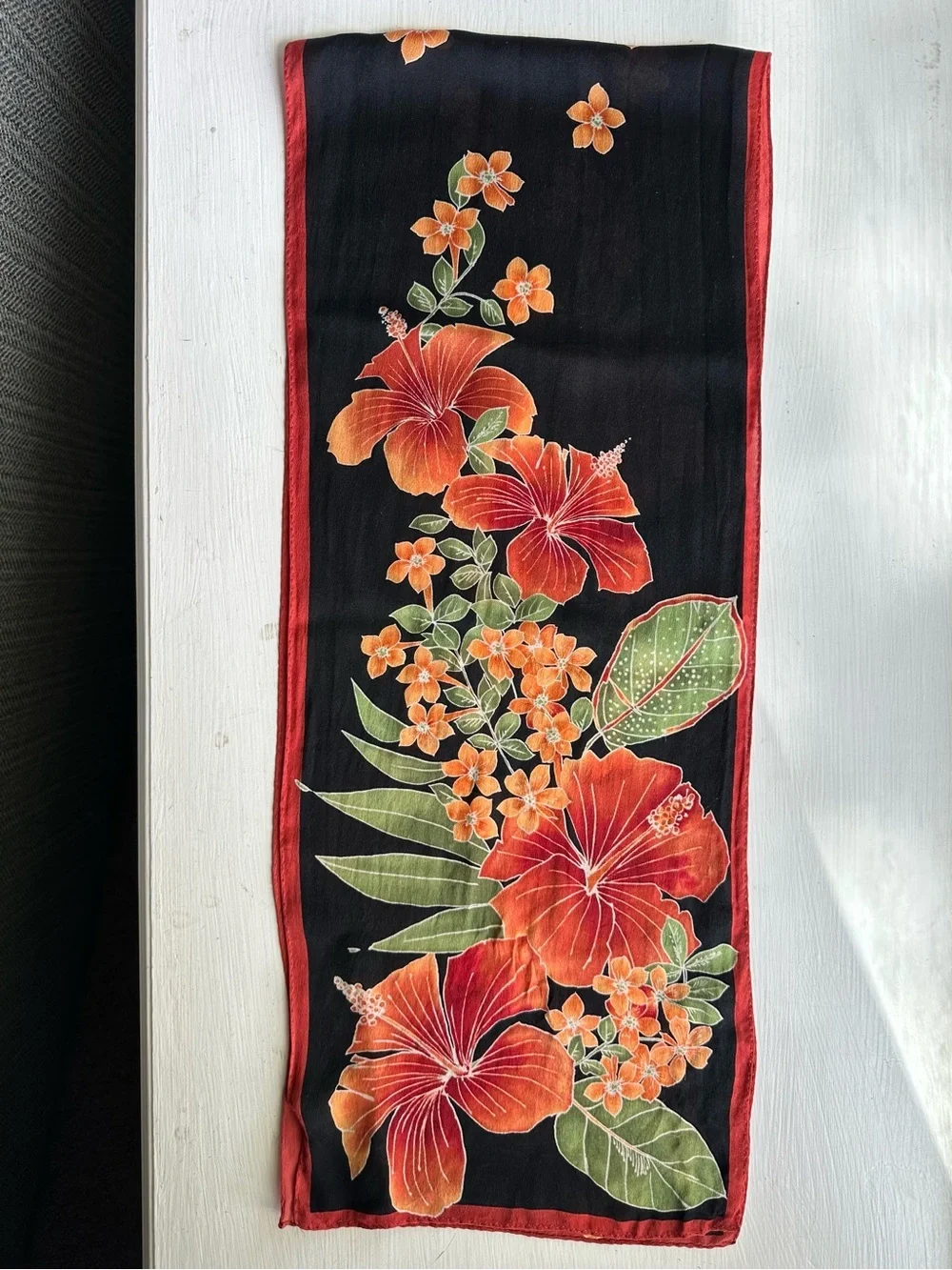 Jones New York Tropical Hibiscus Silk Oblong Scarf Black Red Floral Wrap Resort